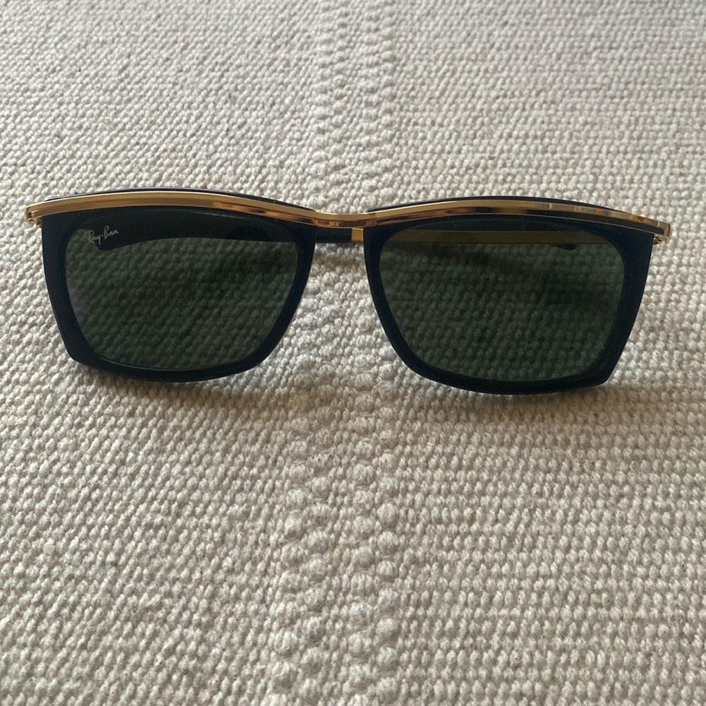 Vintage RayBan sunglasses